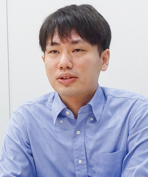 スマートITサービス本部 プラットフォーム・サービス部 秋田 和大 氏
